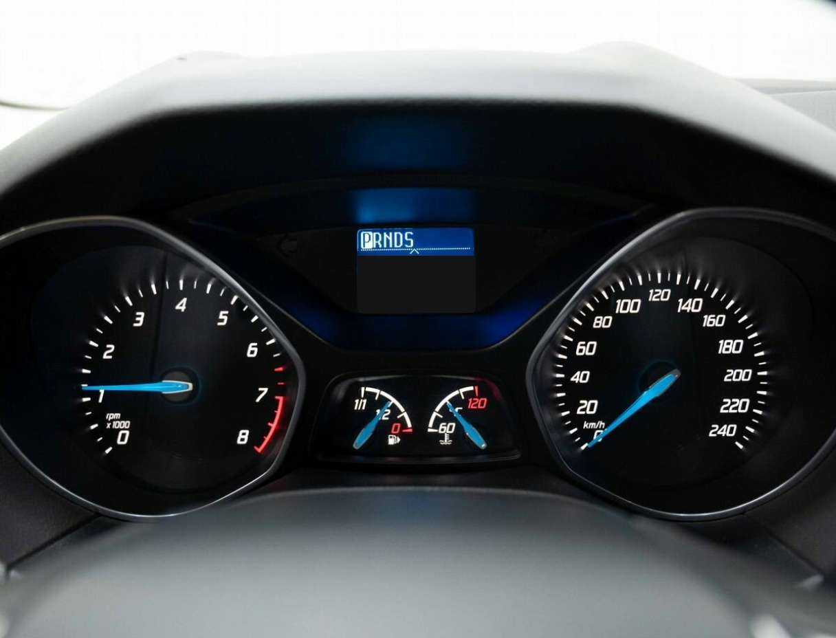 Ford Focus с пробегом — 2014 год. Фото: #16