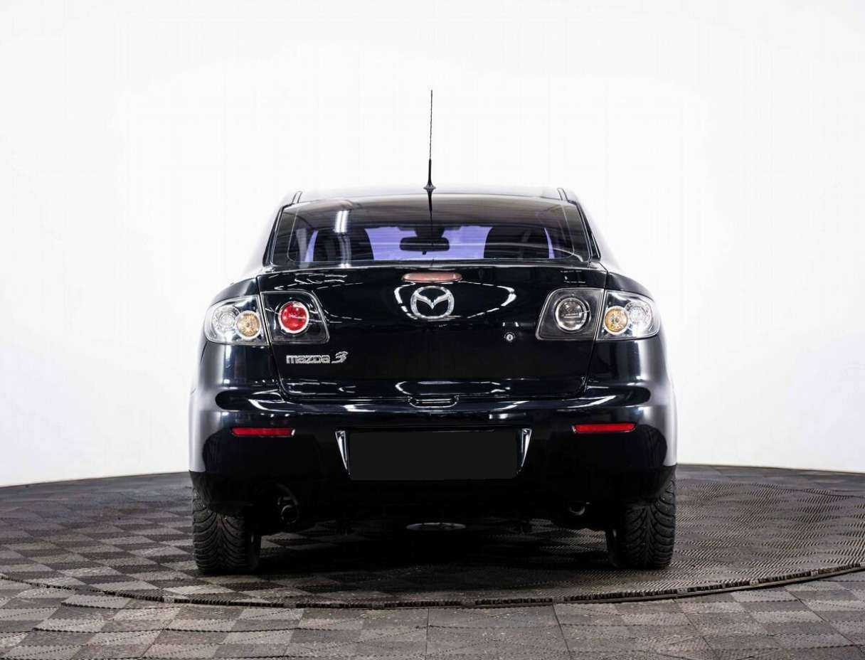 Mazda 3 с пробегом — 2008 год. Фото: #4