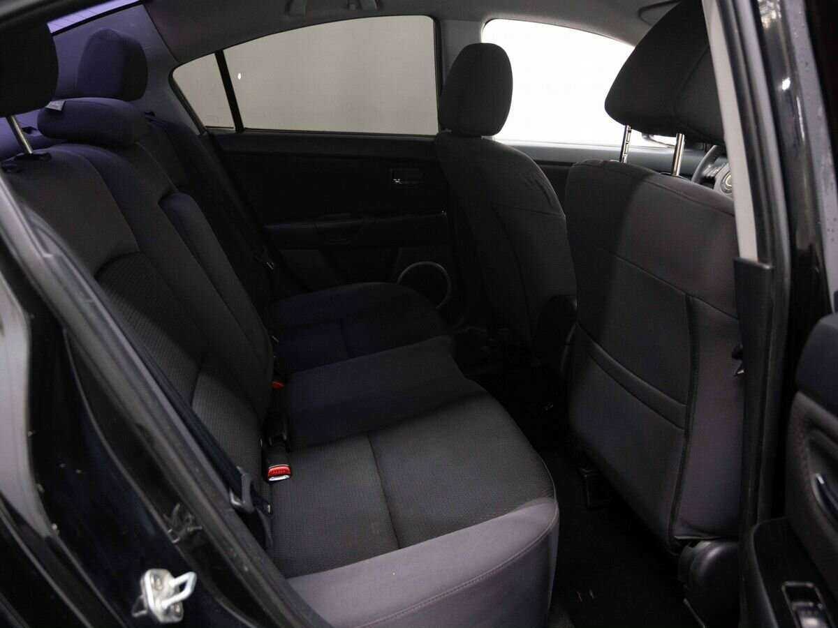 Mazda 3 с пробегом — 2008 год. Фото: #9