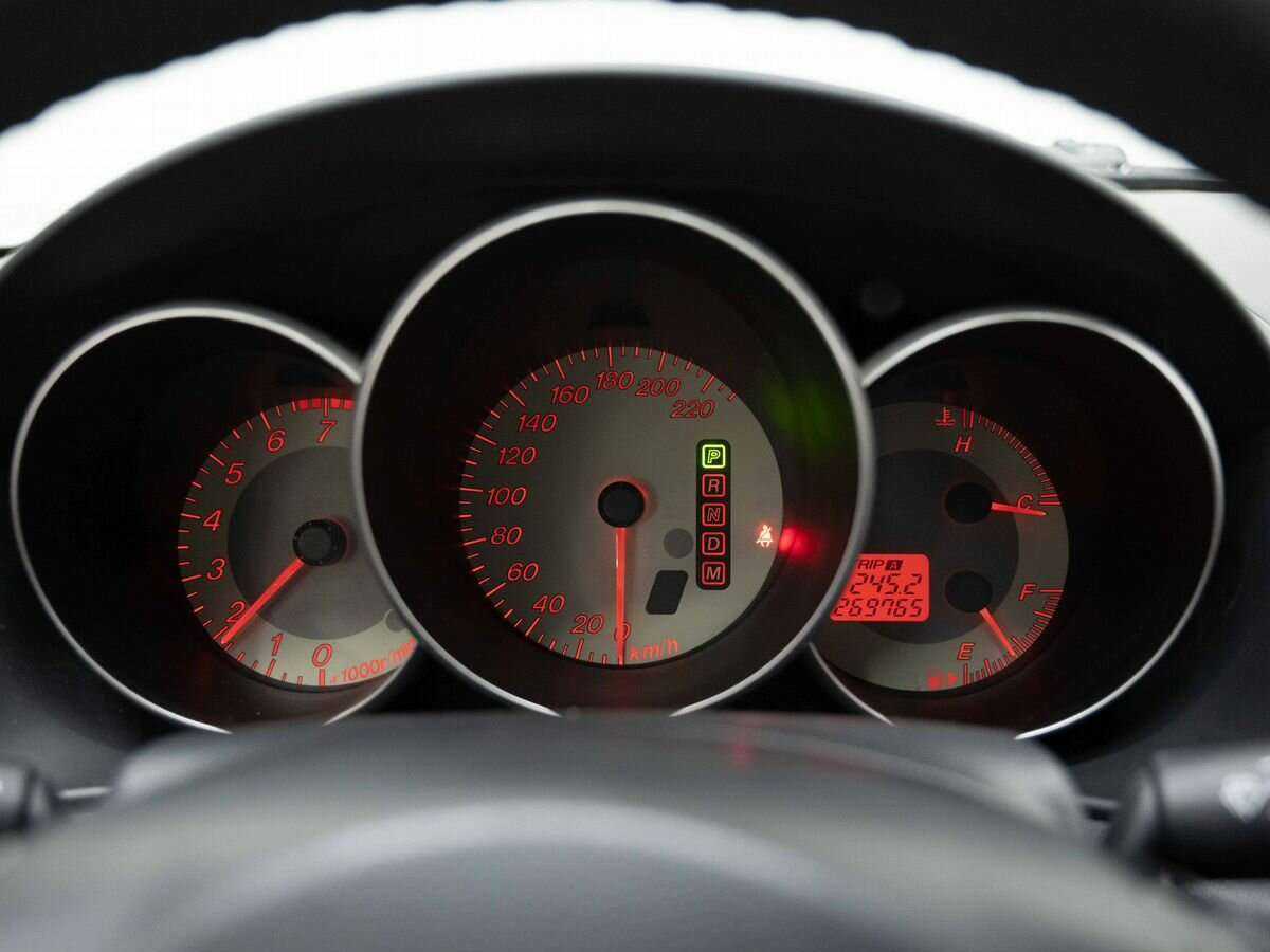 Mazda 3 с пробегом — 2008 год. Фото: #15