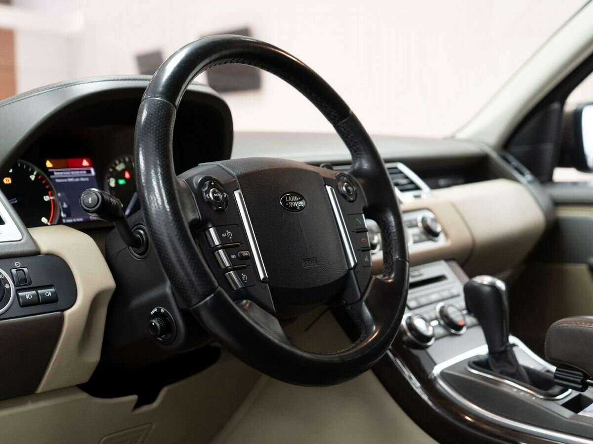 Land Rover Range Rover Sport с пробегом — 2010 год. Фото: #4