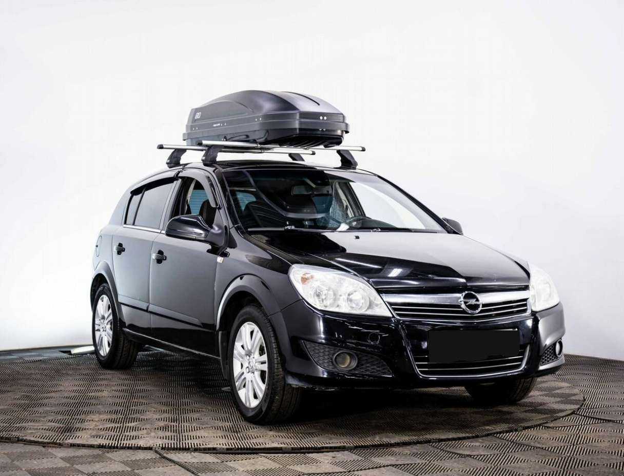 Opel Astra с пробегом — 2010 год. Фото: #2