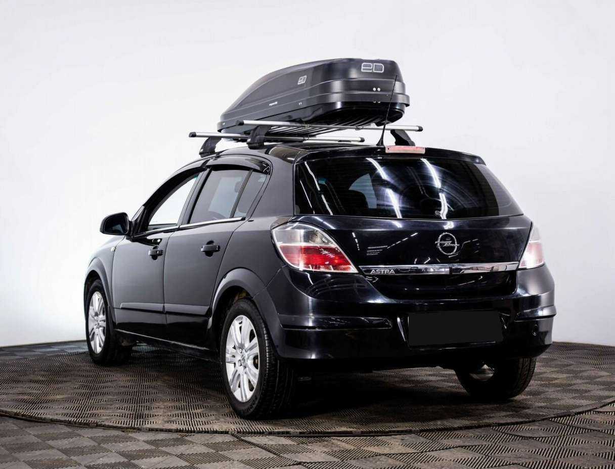 Opel Astra с пробегом — 2010 год. Фото: #5