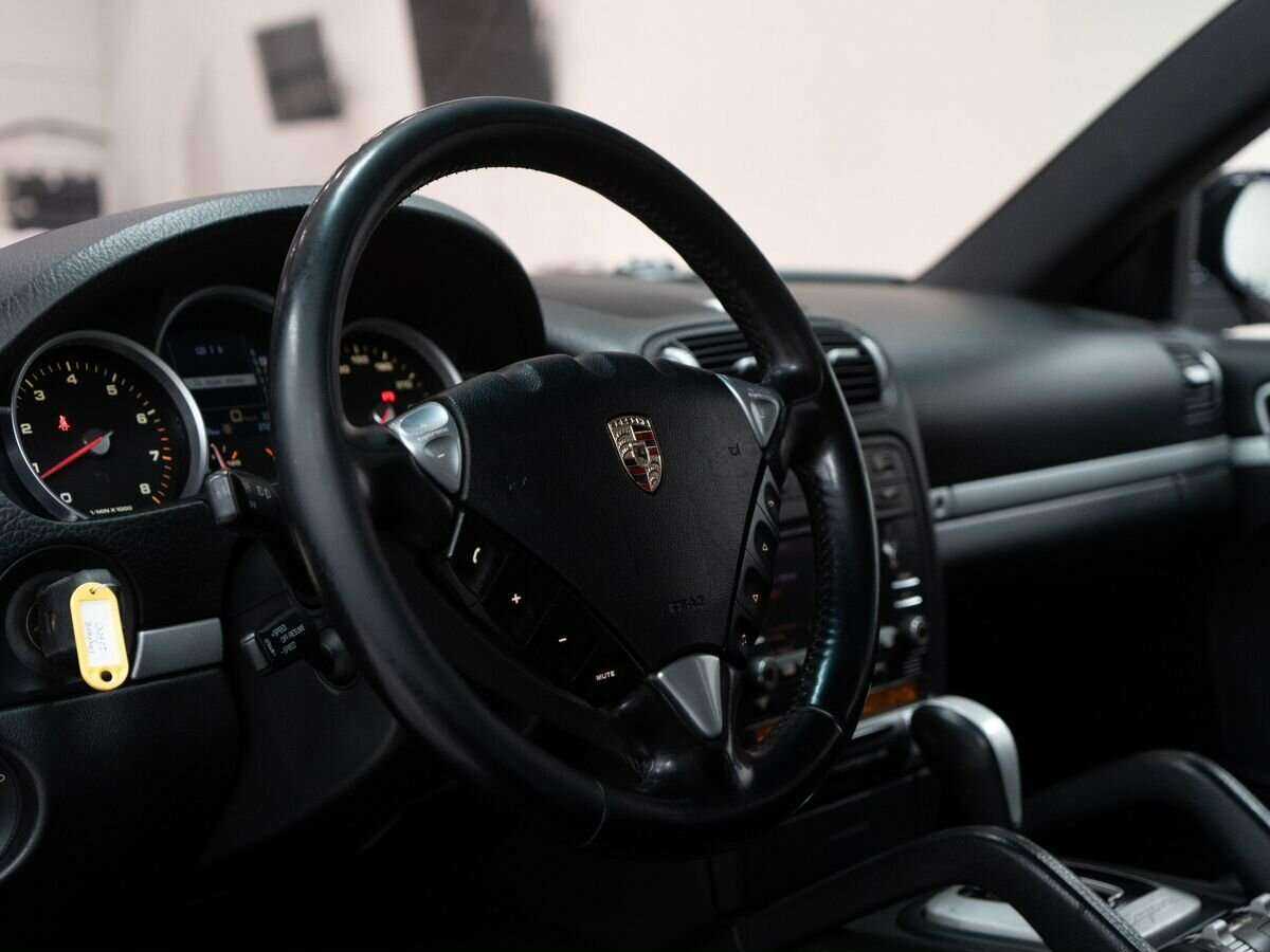 Porsche Cayenne с пробегом — 2009 год. Фото: #4