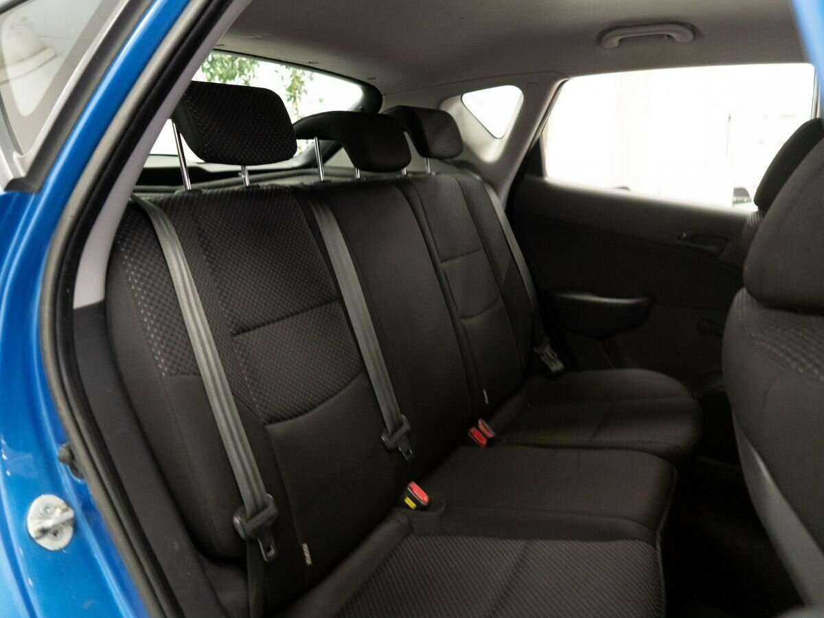 Hyundai i30 с пробегом — 2010 год. Фото: #7