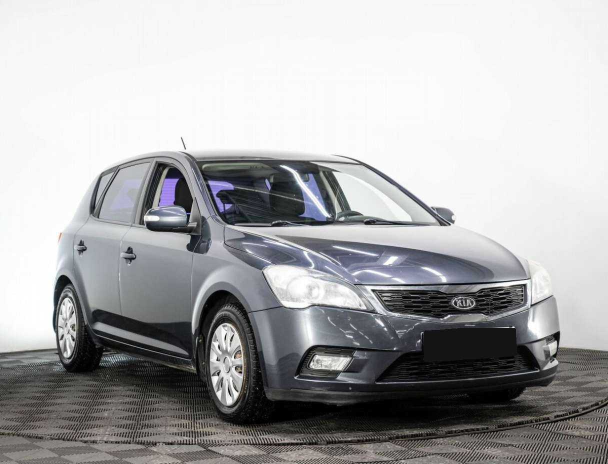 Kia Ceed с пробегом — 2010 год. Фото: #2