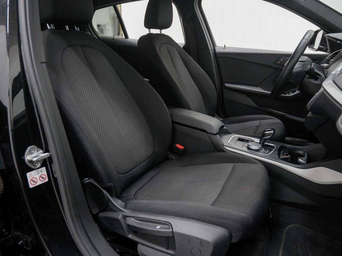 BMW 1 серии с пробегом — 2019 год. Фото: #7