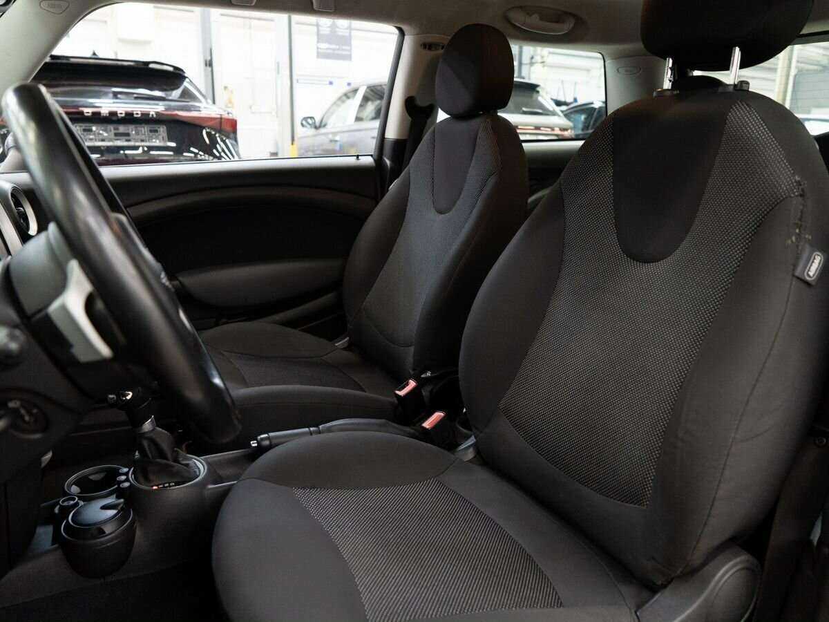 Mini Hatch с пробегом — 2008 год. Фото: #5