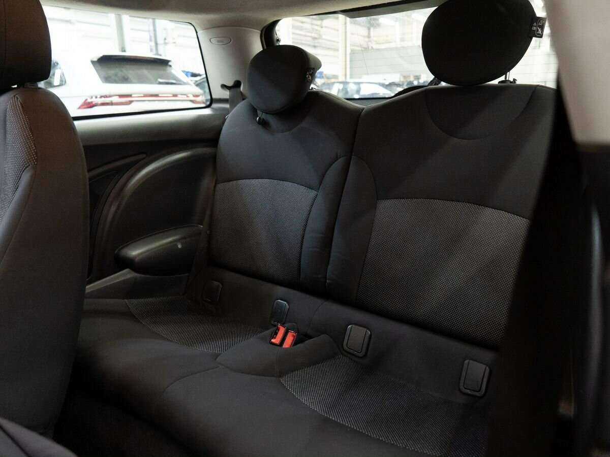 Mini Hatch с пробегом — 2008 год. Фото: #6