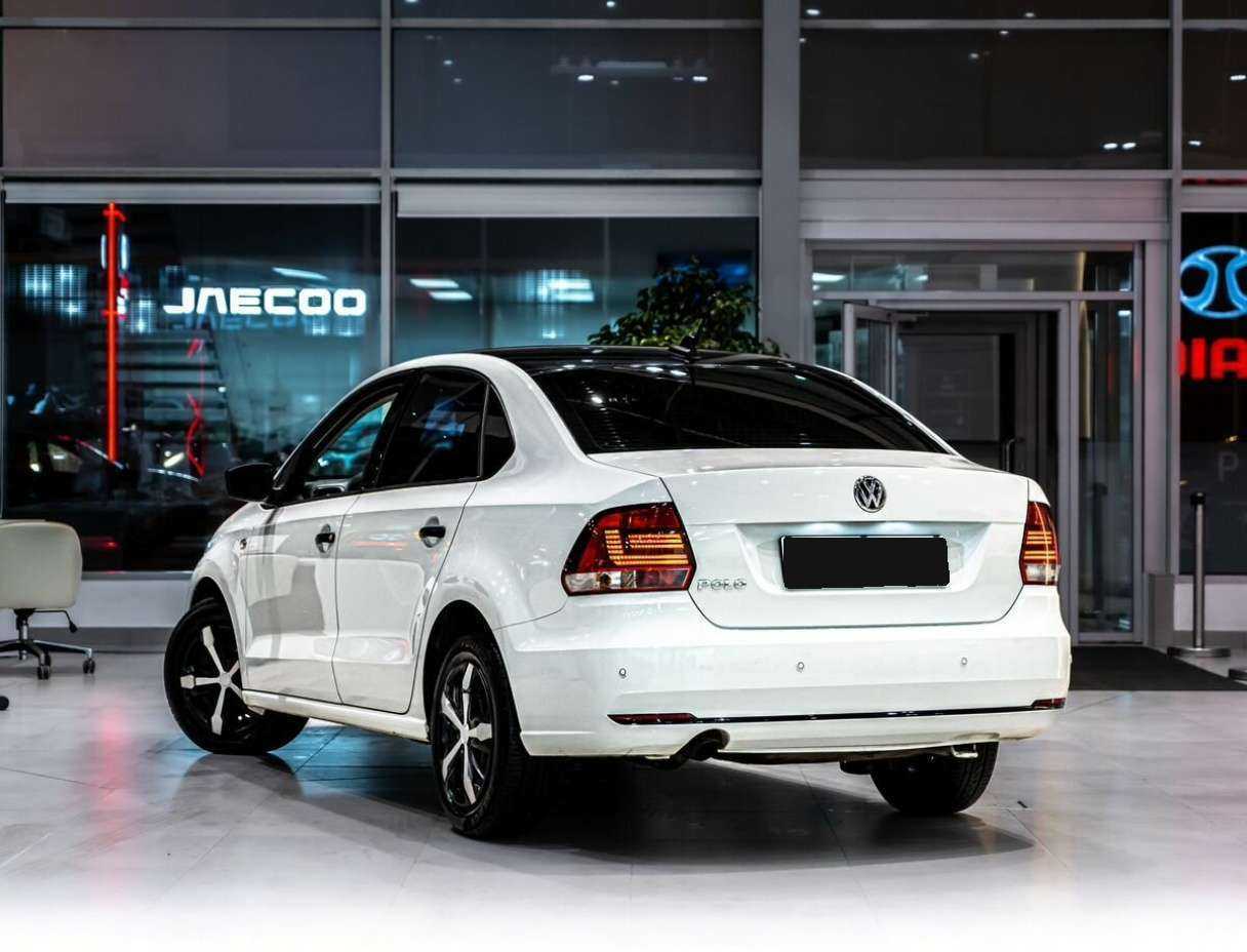 Volkswagen Polo с пробегом — 2017 год. Фото: #3