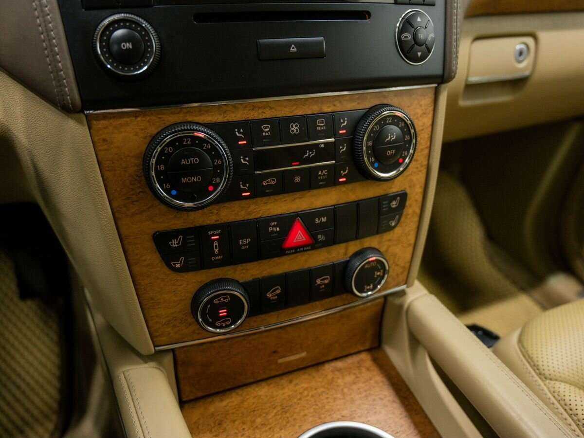 Mercedes-Benz GL-Класс с пробегом — 2008 год. Фото: #19