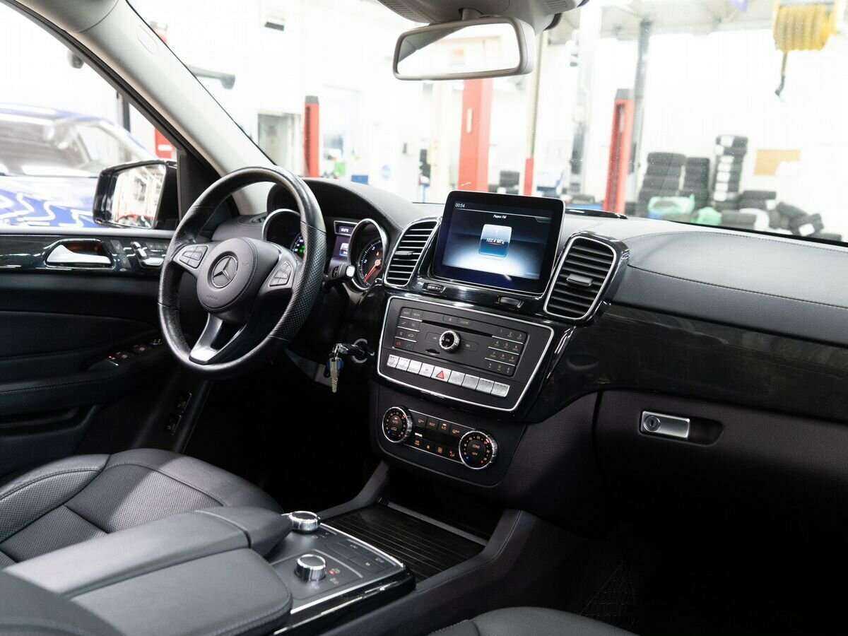 Mercedes-Benz GLS с пробегом — 2016 год. Фото: #17