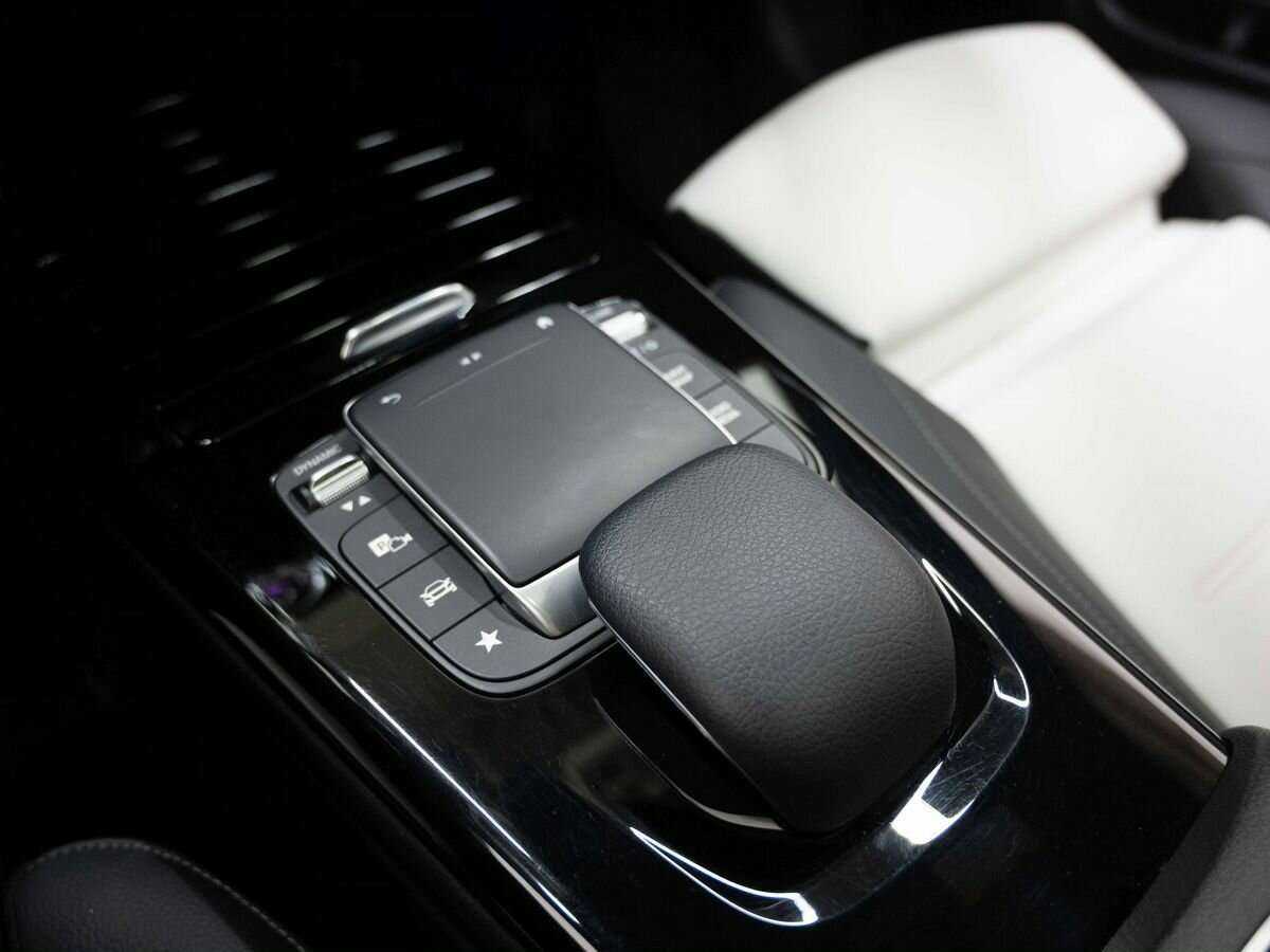 Mercedes-Benz CLA с пробегом — 2020 год. Фото: #23