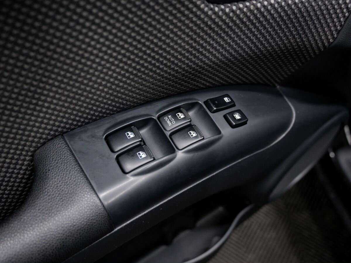 Kia Sportage с пробегом — 2007 год. Фото: #14