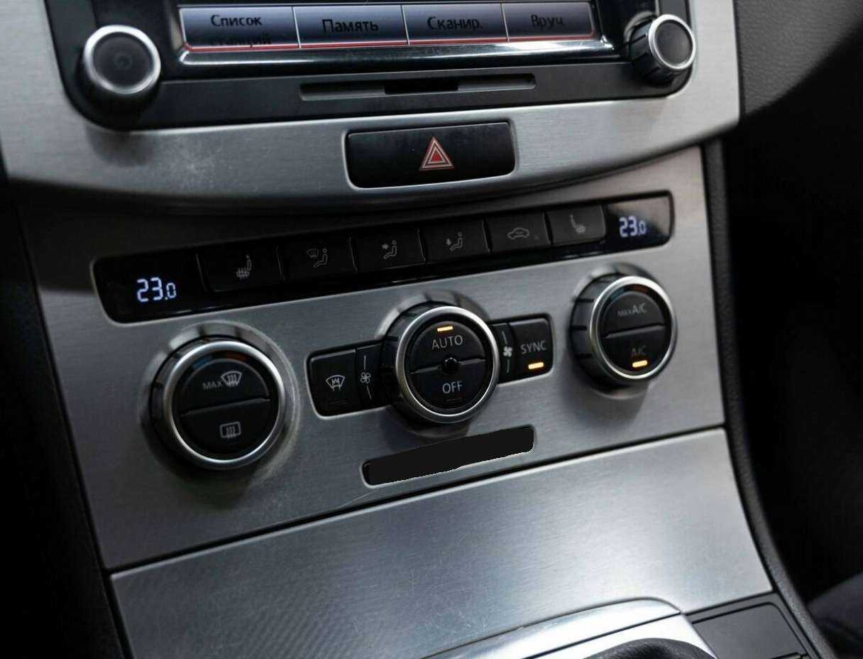 Volkswagen Passat CC с пробегом — 2014 год. Фото: #18