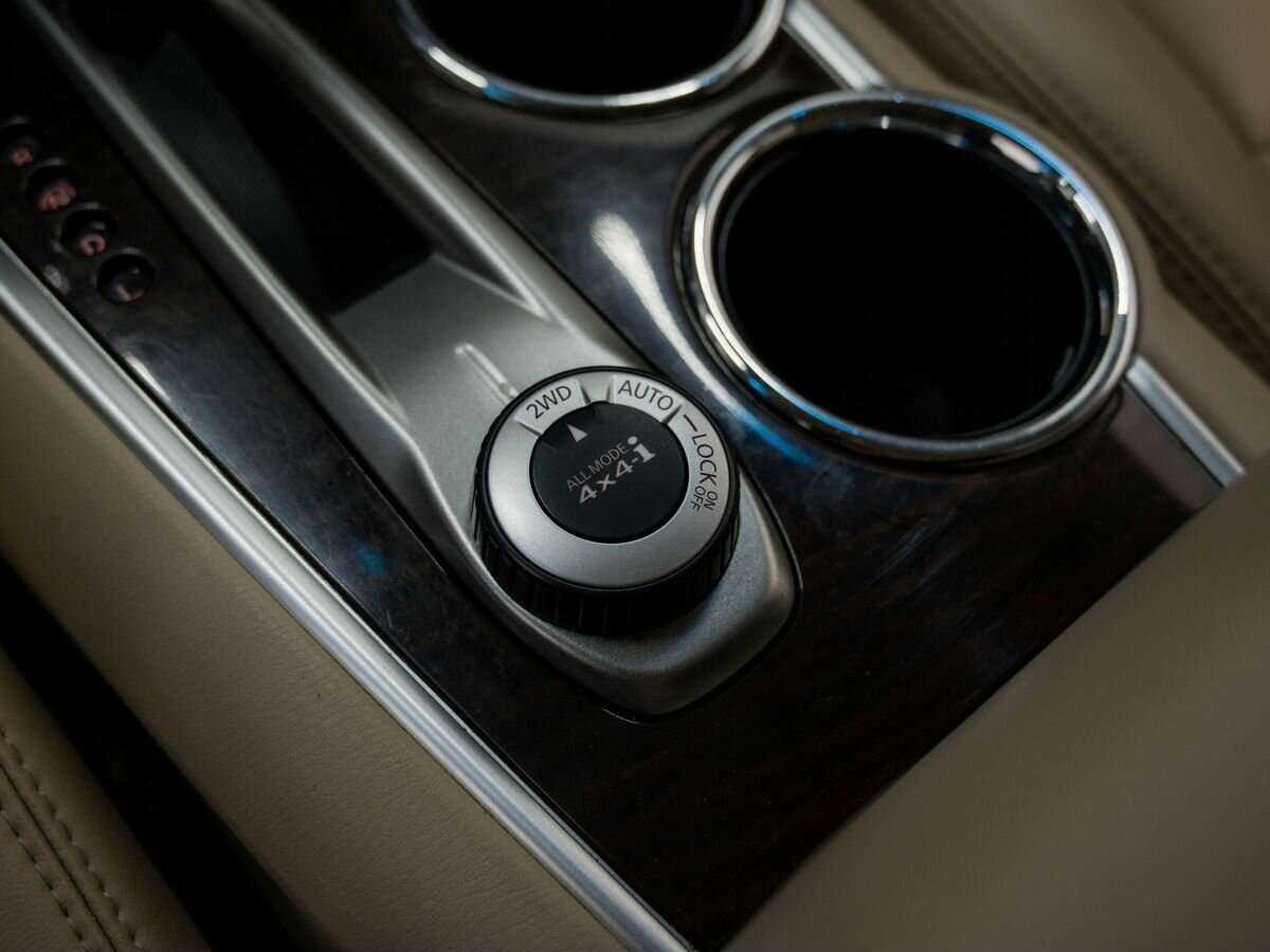 Nissan Pathfinder с пробегом — 2014 год. Фото: #24