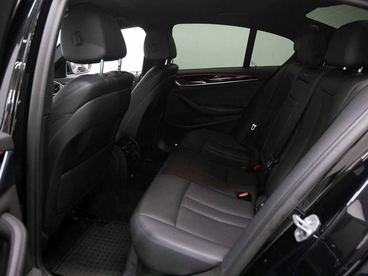 BMW 5 серии с пробегом — 2019 год. Фото: #8