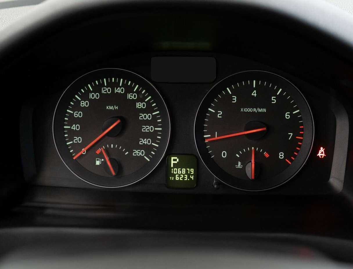 Volvo C30 с пробегом — 2010 год. Фото: #9