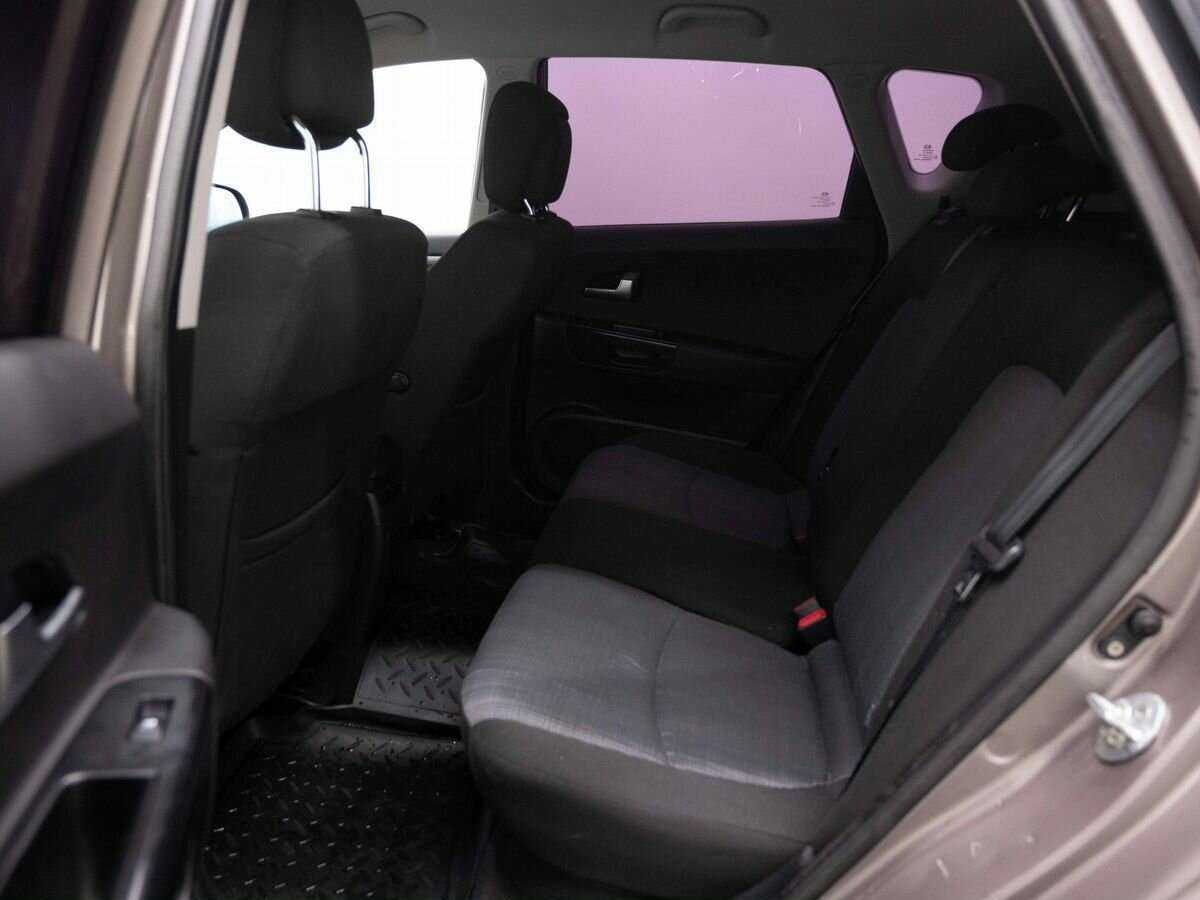 Kia Ceed с пробегом — 2012 год. Фото: #8