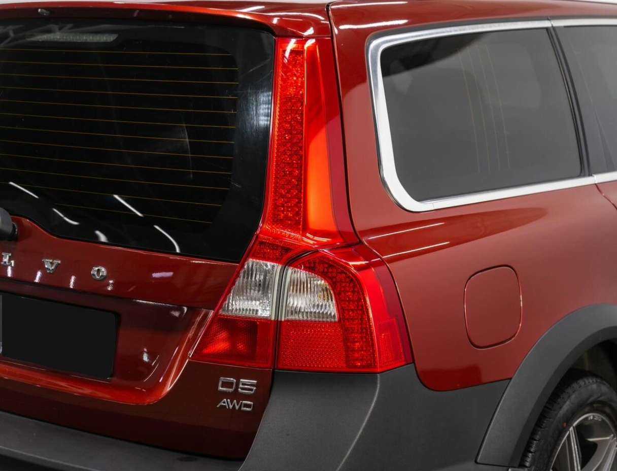 Volvo XC70 с пробегом — 2011 год. Фото: #9