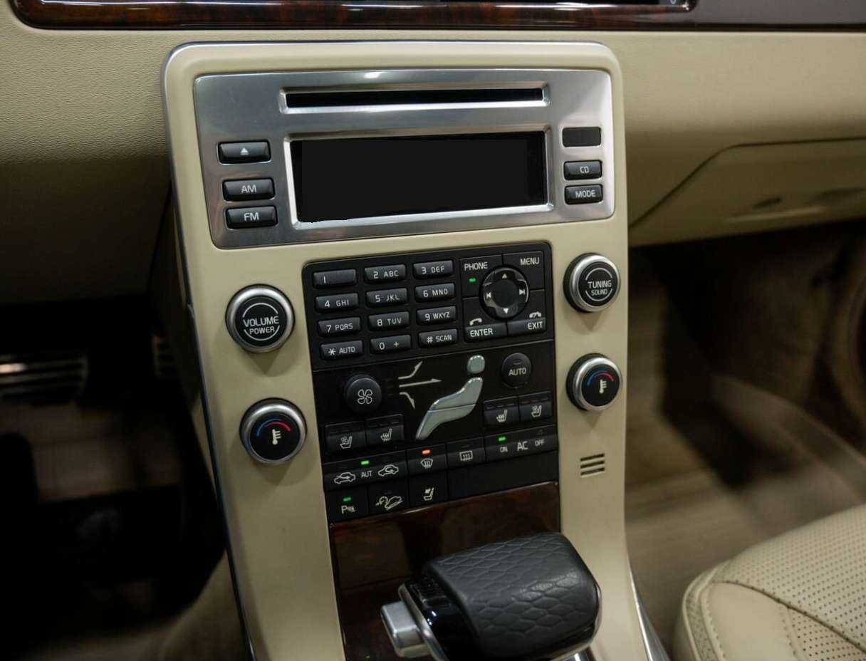 Volvo XC70 с пробегом — 2011 год. Фото: #26