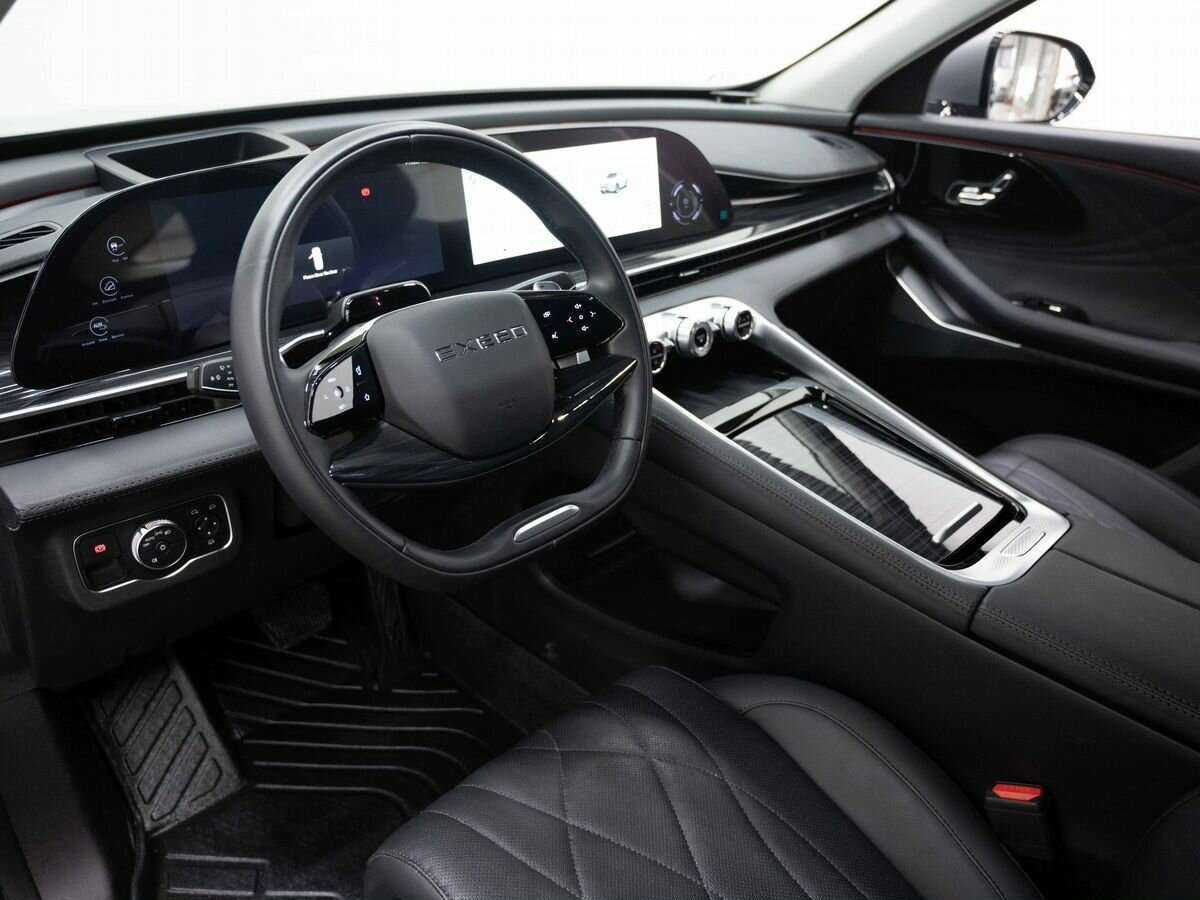 EXEED RX с пробегом — 2023 год. Фото: #9