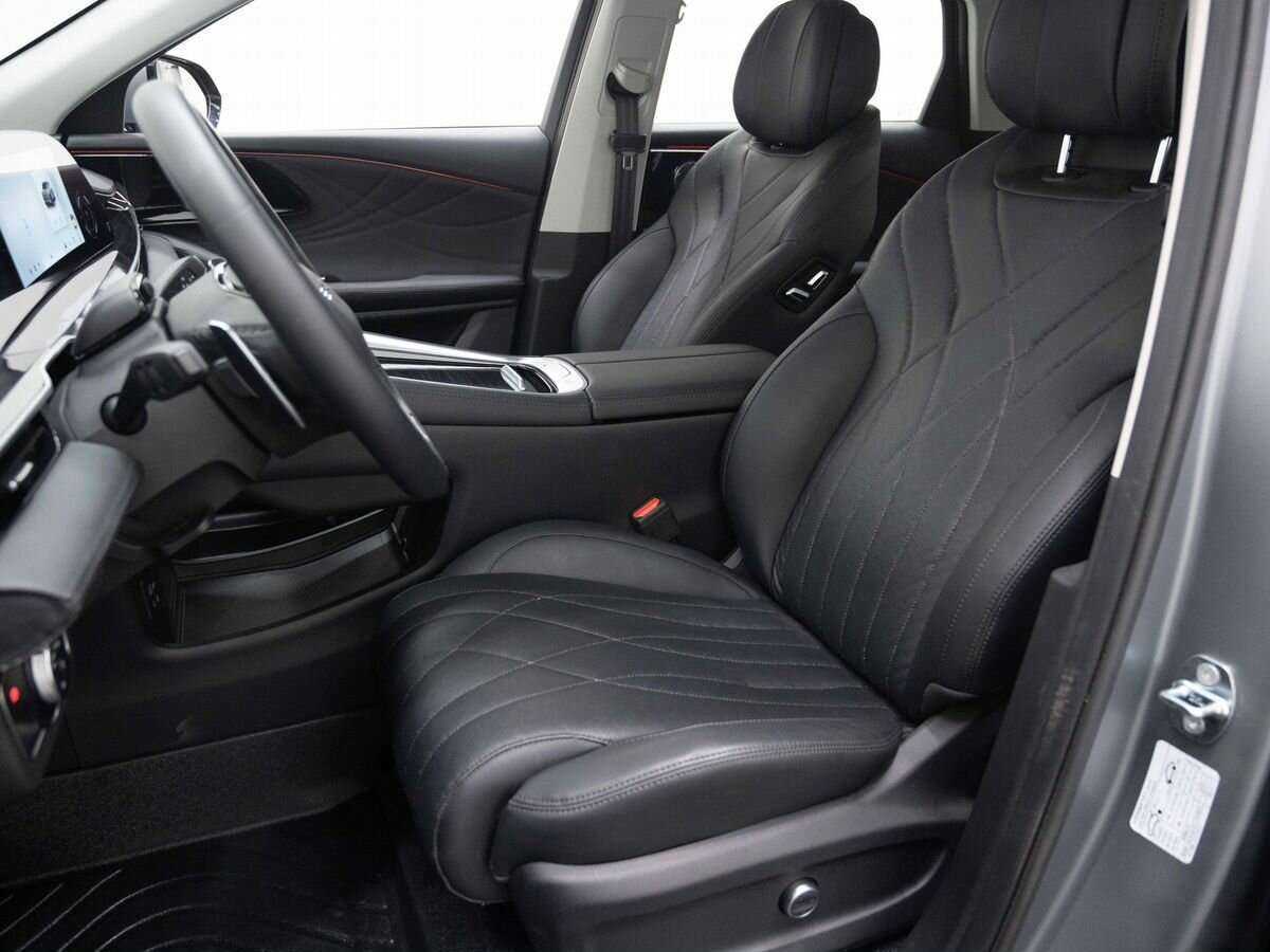 EXEED RX с пробегом — 2023 год. Фото: #10