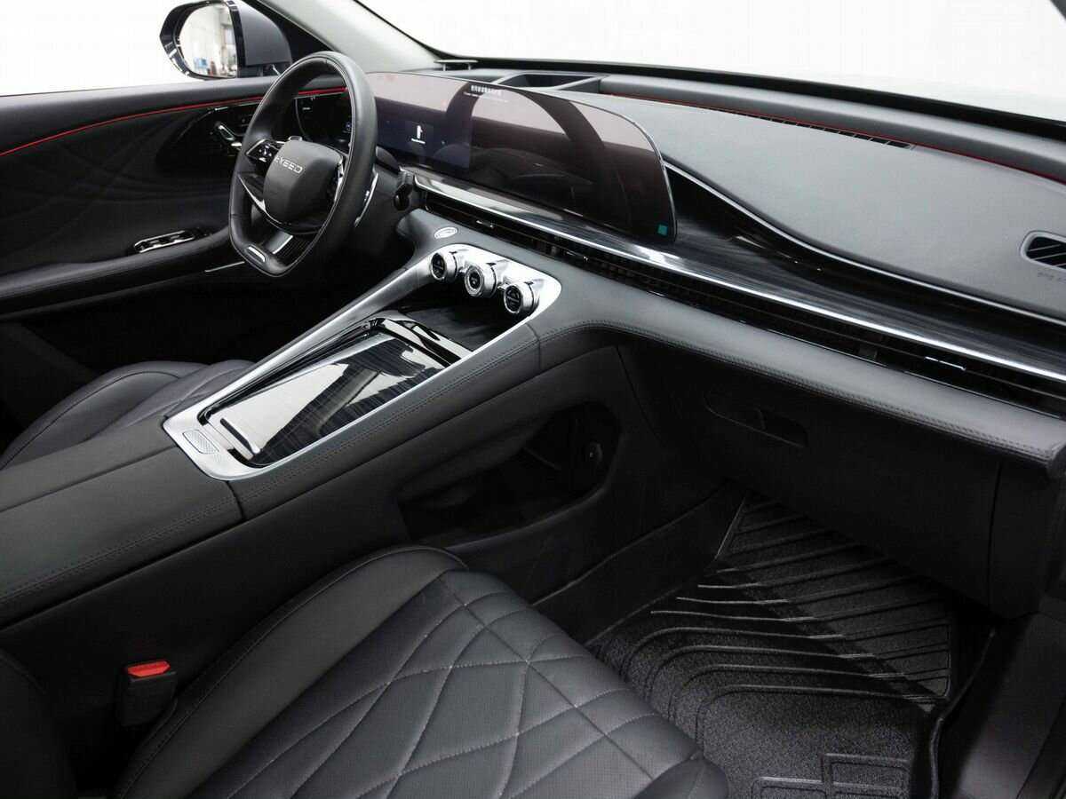 EXEED RX с пробегом — 2023 год. Фото: #13