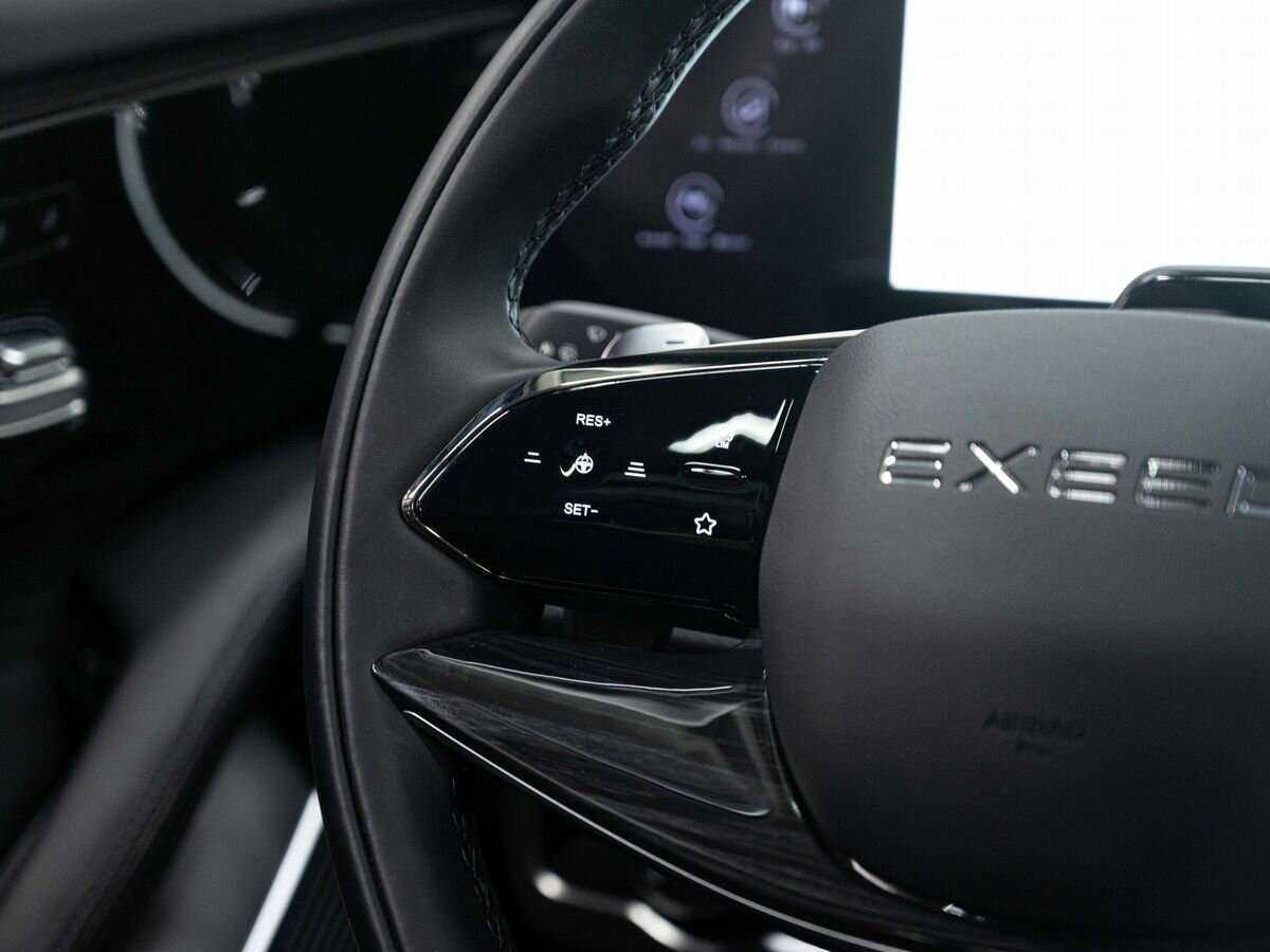 EXEED RX с пробегом — 2023 год. Фото: #16