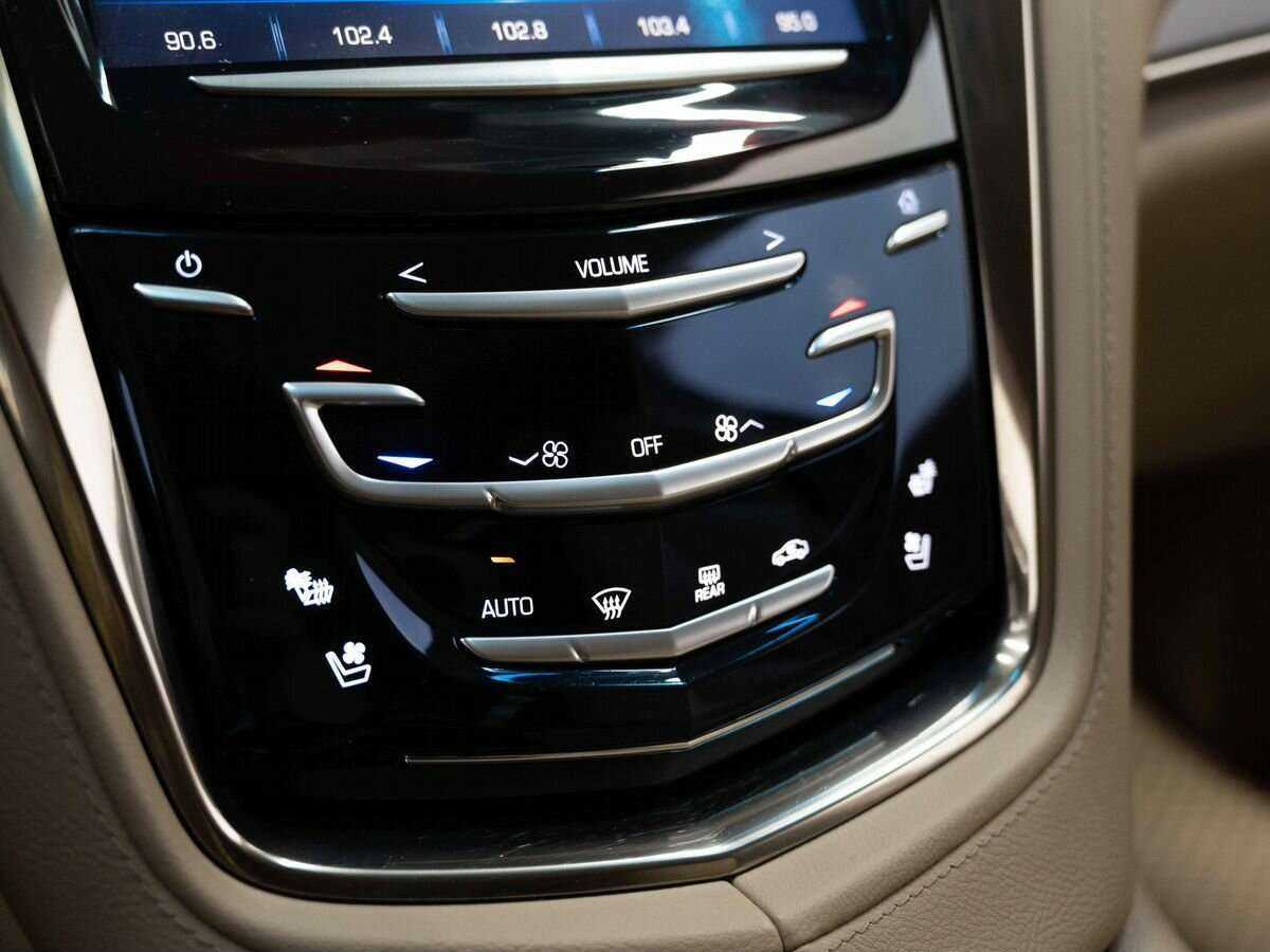 Cadillac CTS с пробегом — 2015 год. Фото: #18