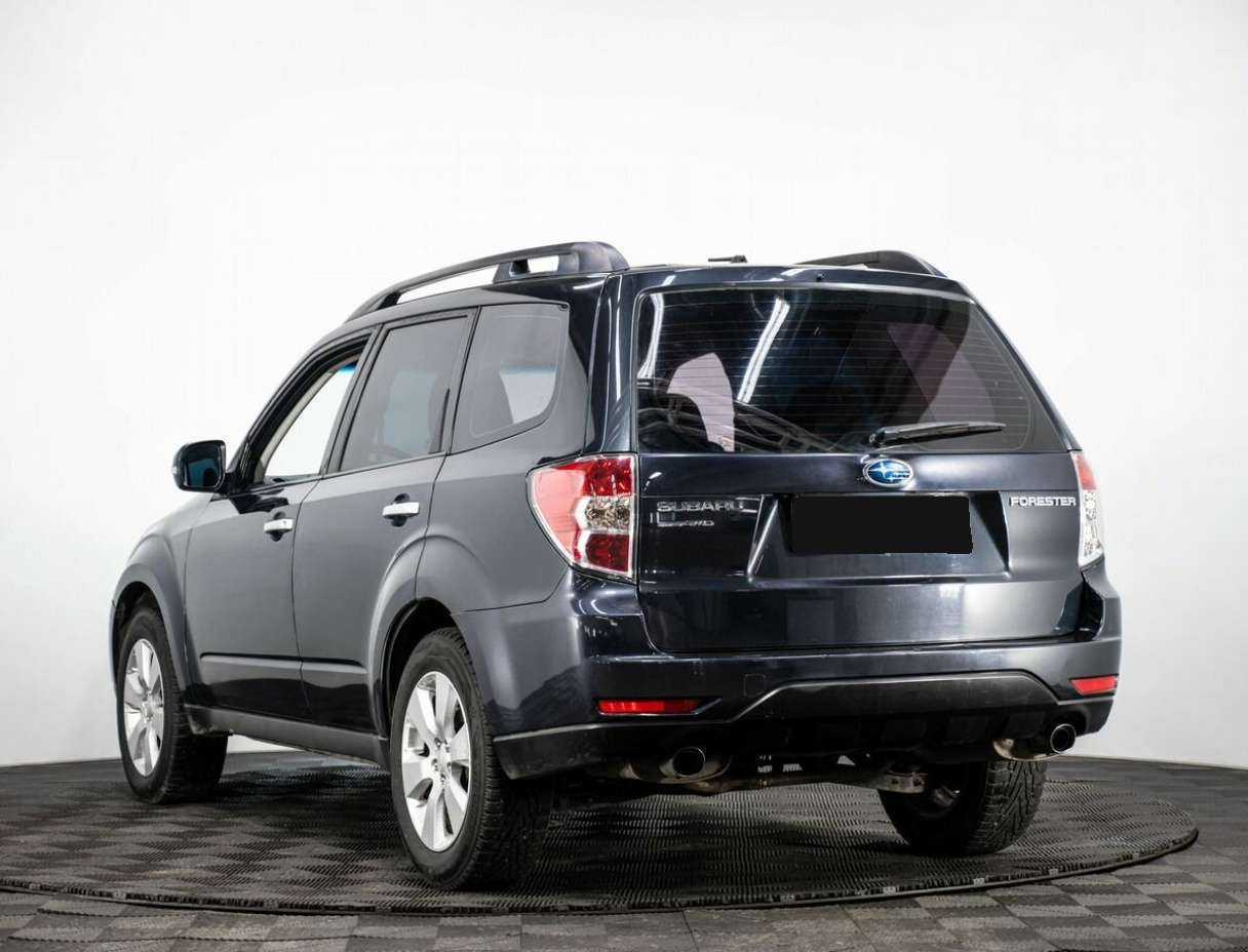 Subaru Forester с пробегом — 2011 год. Фото: #3