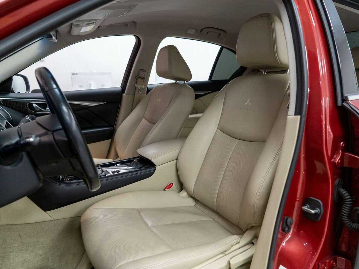 Infiniti Q50 с пробегом — 2014 год. Фото: #5