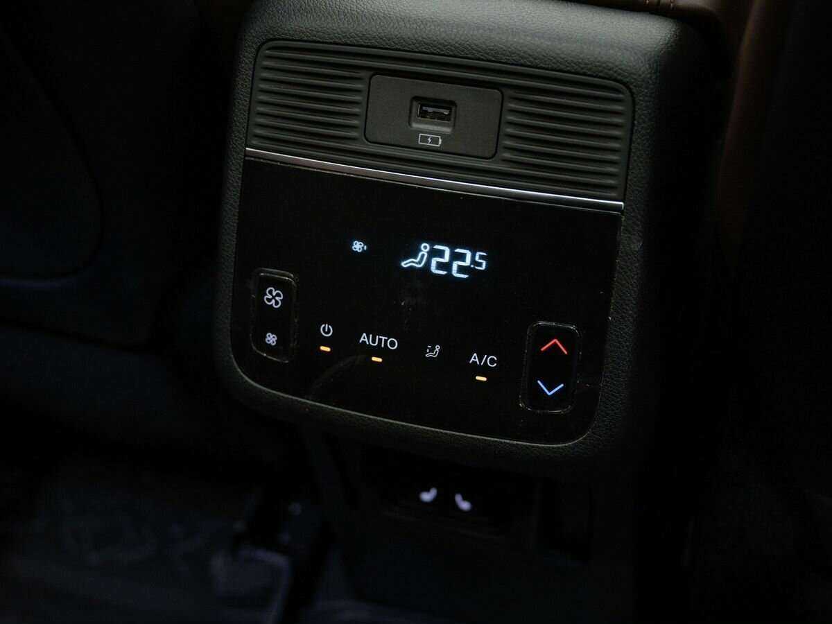 EXEED VX с пробегом — 2023 год. Фото: #9