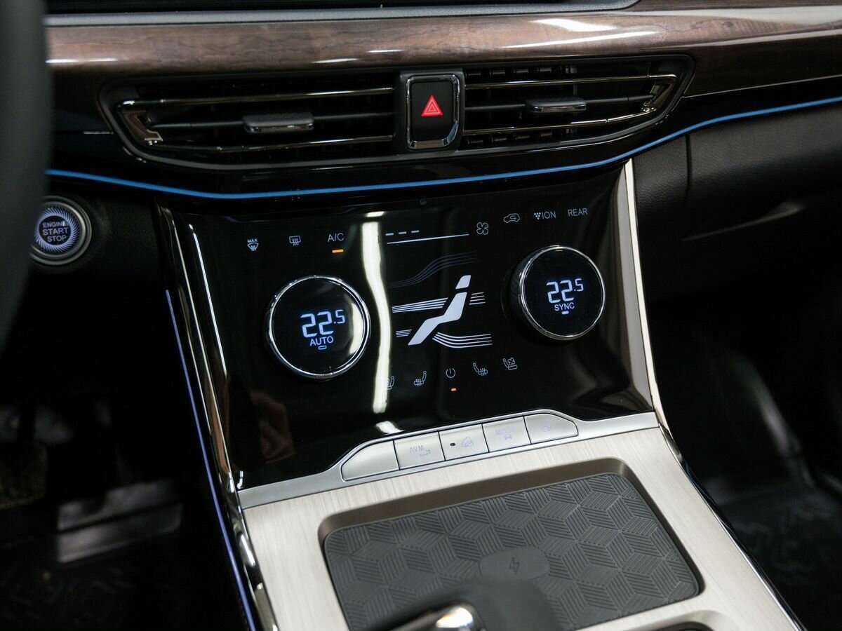 EXEED VX с пробегом — 2023 год. Фото: #24