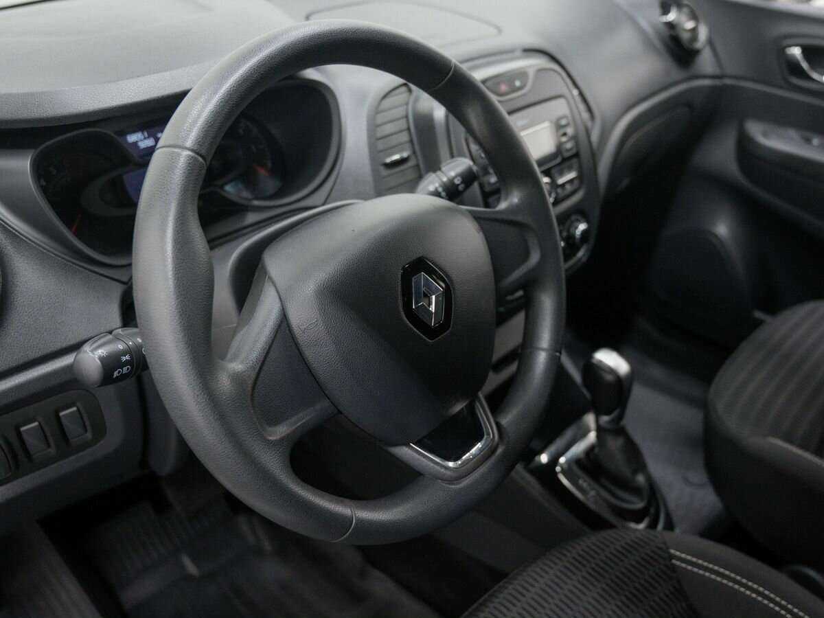 Renault Kaptur с пробегом — 2018 год. Фото: #16
