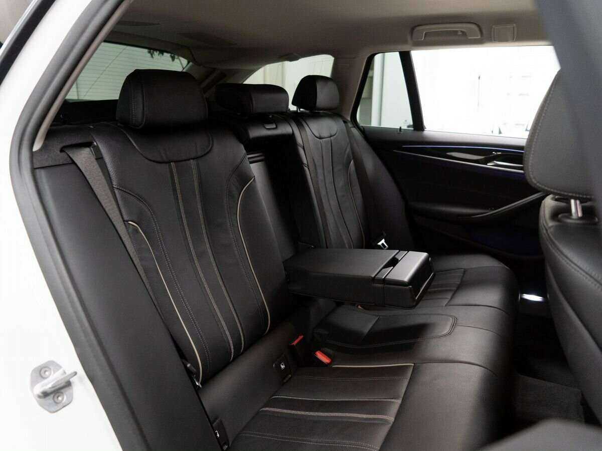 BMW 5 серии с пробегом — 2018 год. Фото: #8