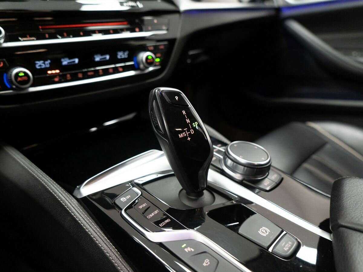 BMW 5 серии с пробегом — 2018 год. Фото: #13