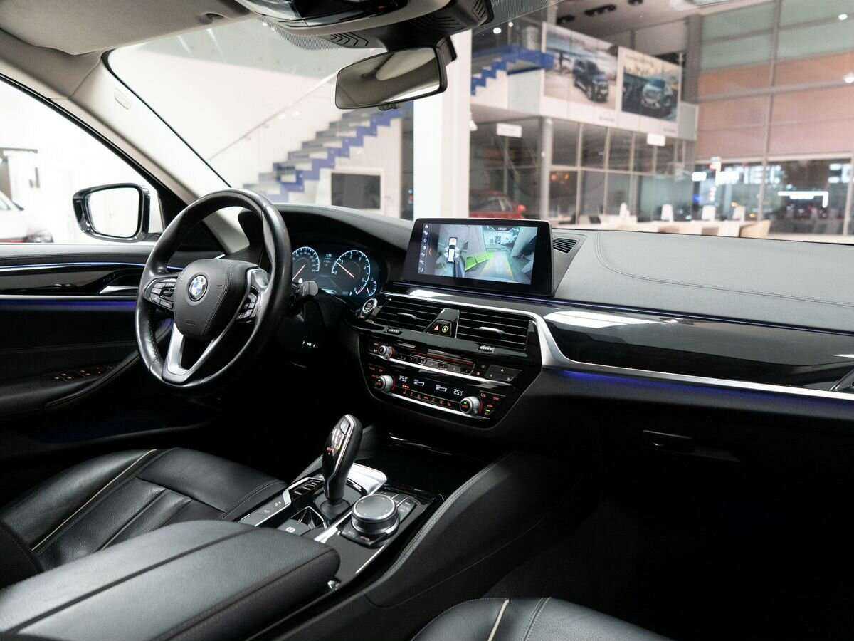 BMW 5 серии с пробегом — 2018 год. Фото: #17