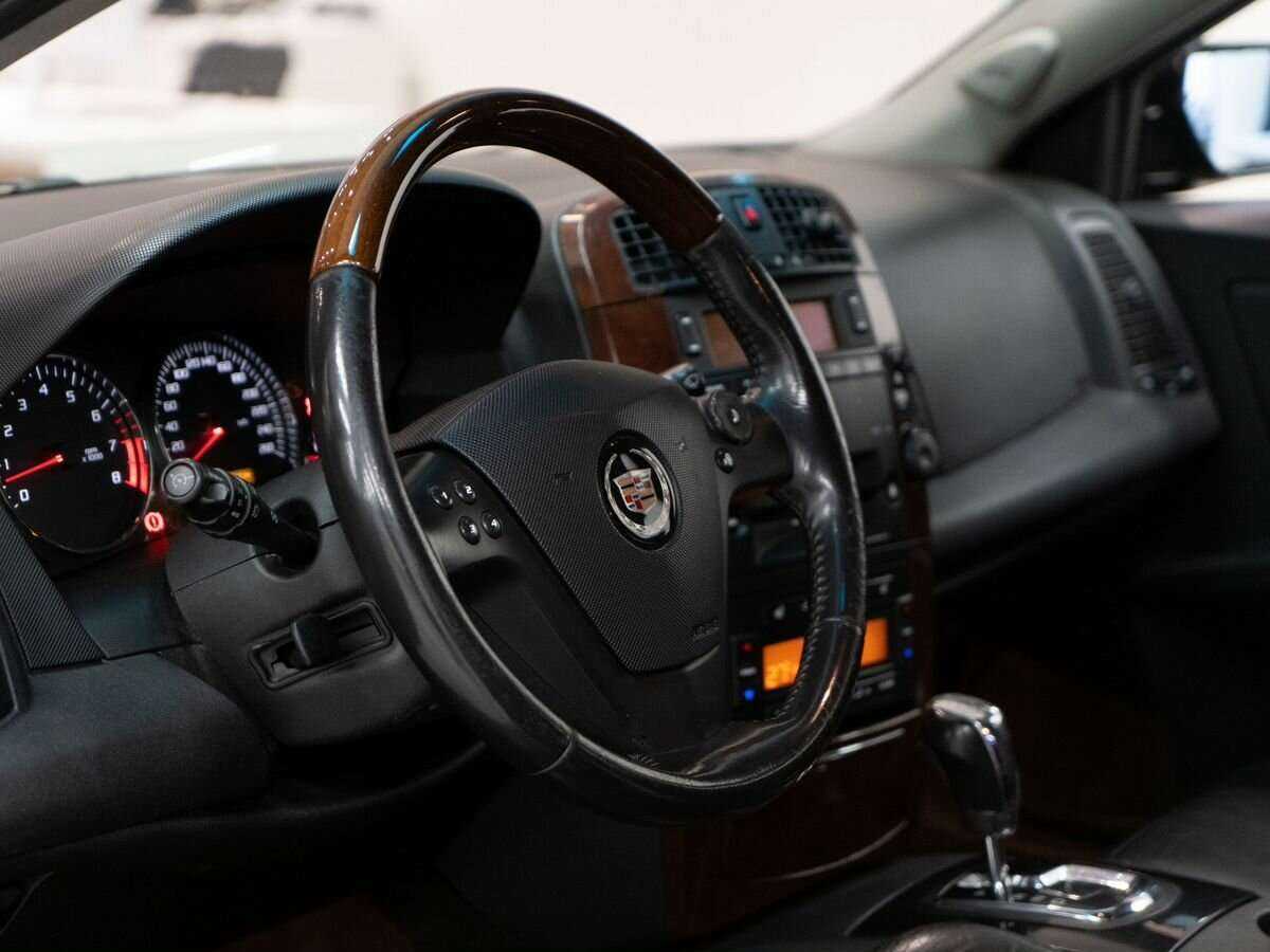 Cadillac CTS с пробегом — 2007 год. Фото: #4