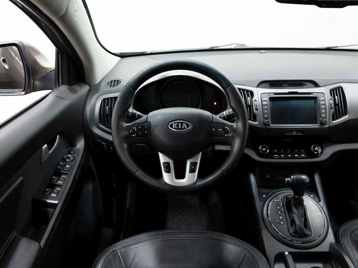 Kia Sportage с пробегом — 2011 год. Фото: #11