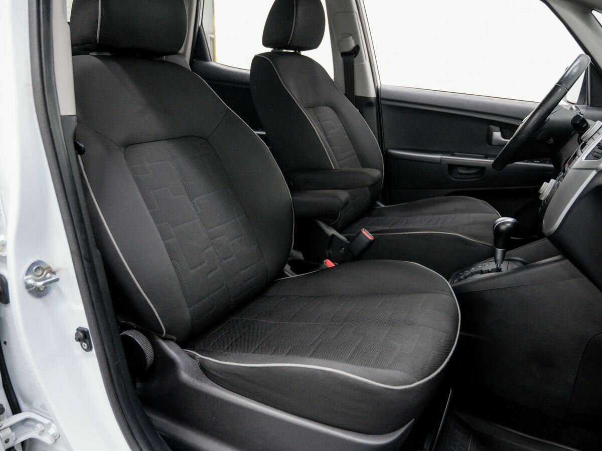 Kia Venga с пробегом — 2012 год. Фото: #5