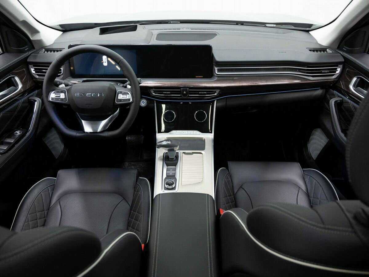 EXEED VX с пробегом — 2023 год. Фото: #13