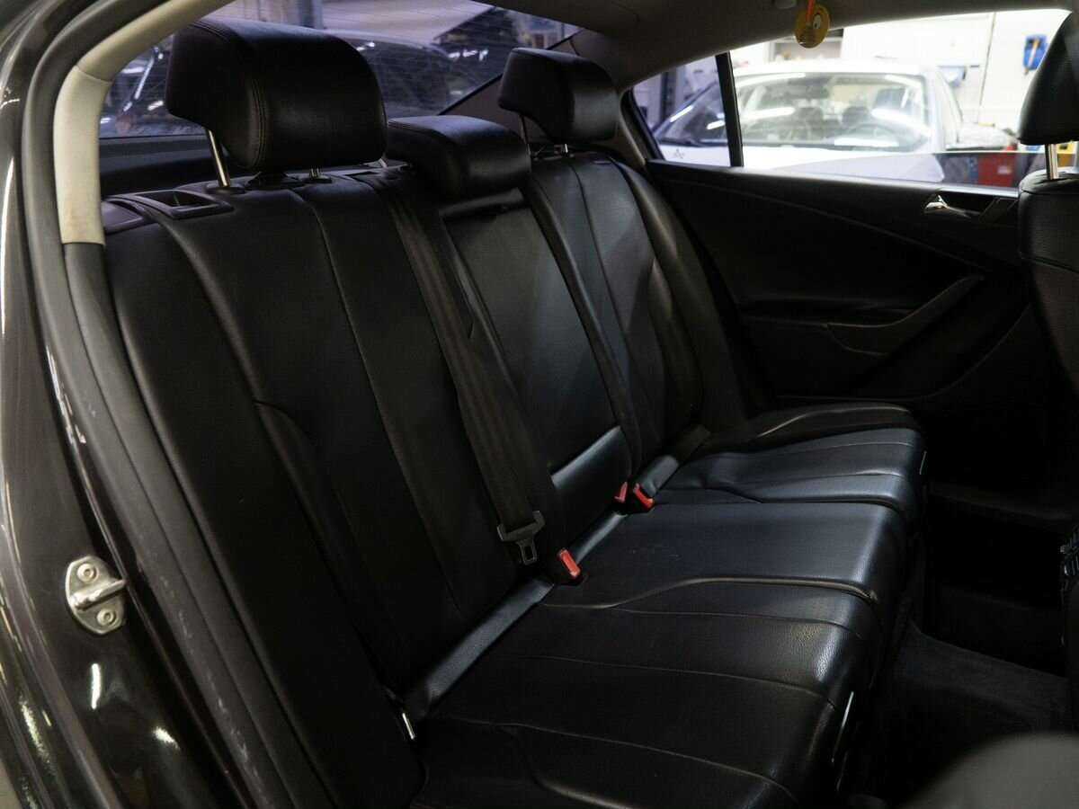 Volkswagen Passat с пробегом — 2008 год. Фото: #7