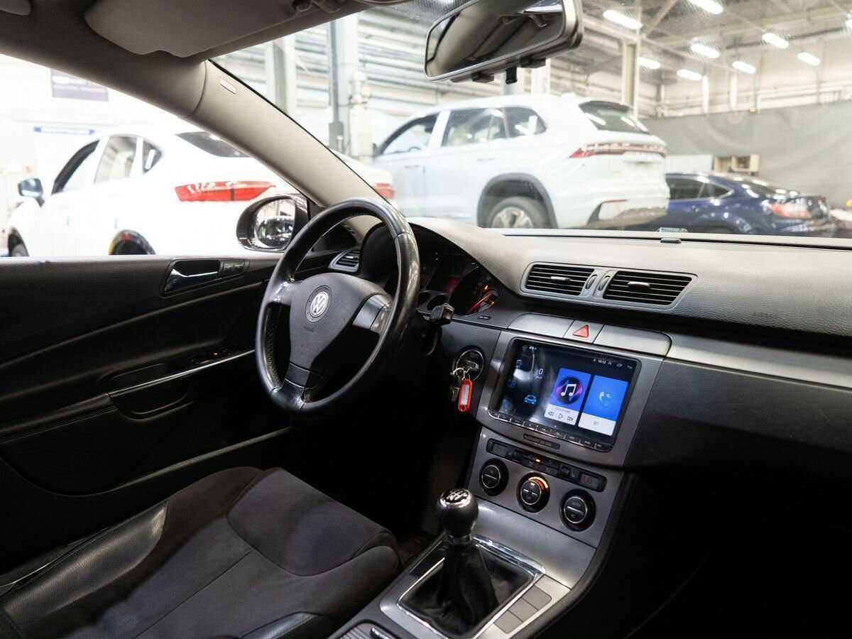 Volkswagen Passat с пробегом — 2008 год. Фото: #15