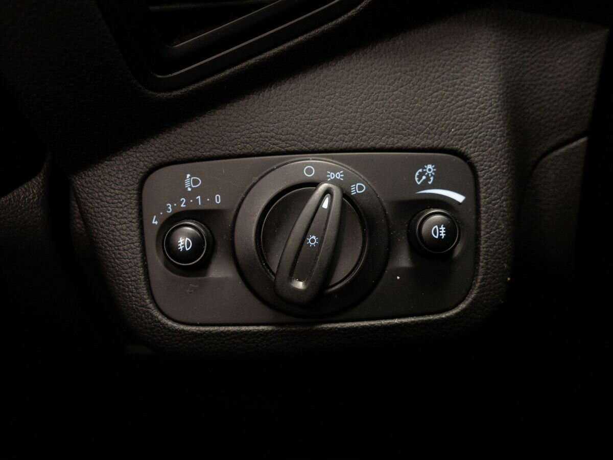 Ford Kuga с пробегом — 2015 год. Фото: #12