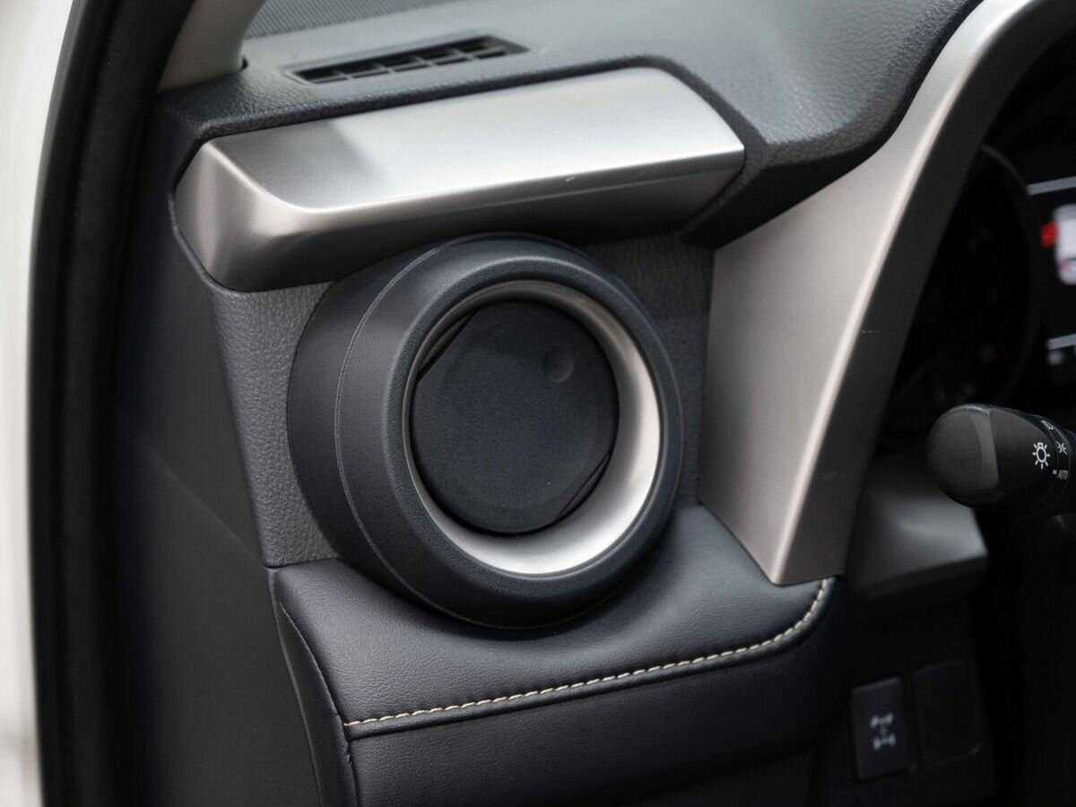 Toyota RAV4 с пробегом — 2017 год. Фото: #20