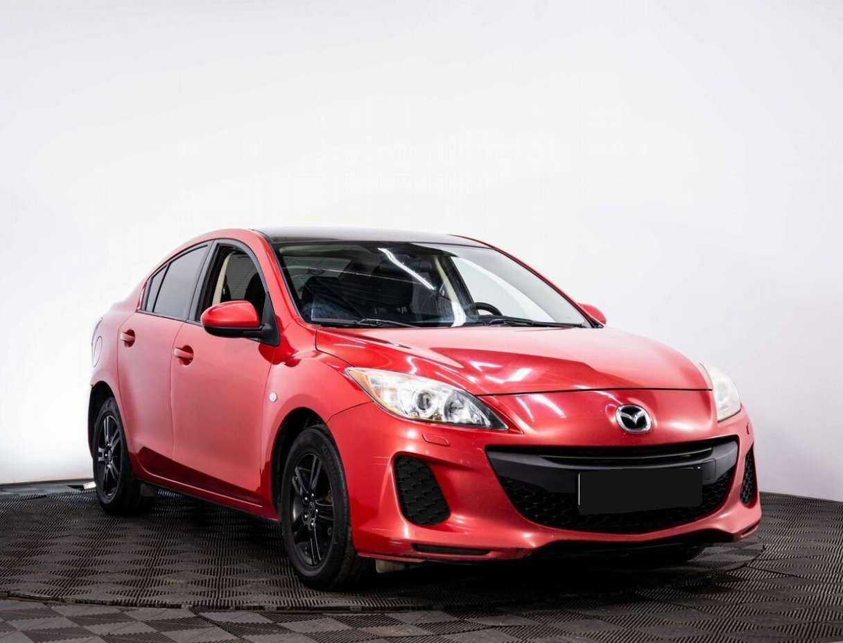 Mazda 3 с пробегом — 2011 год. Фото: #2