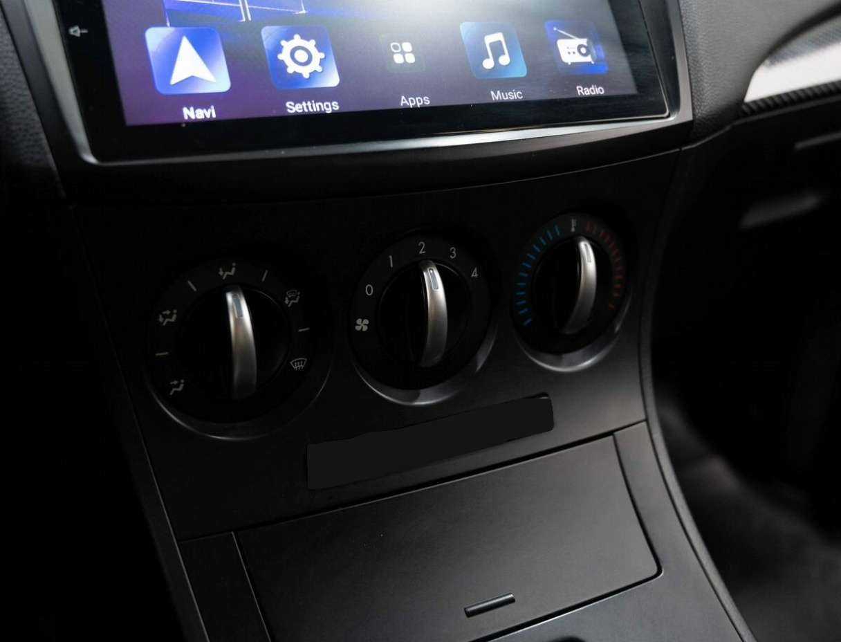 Mazda 3 с пробегом — 2011 год. Фото: #18