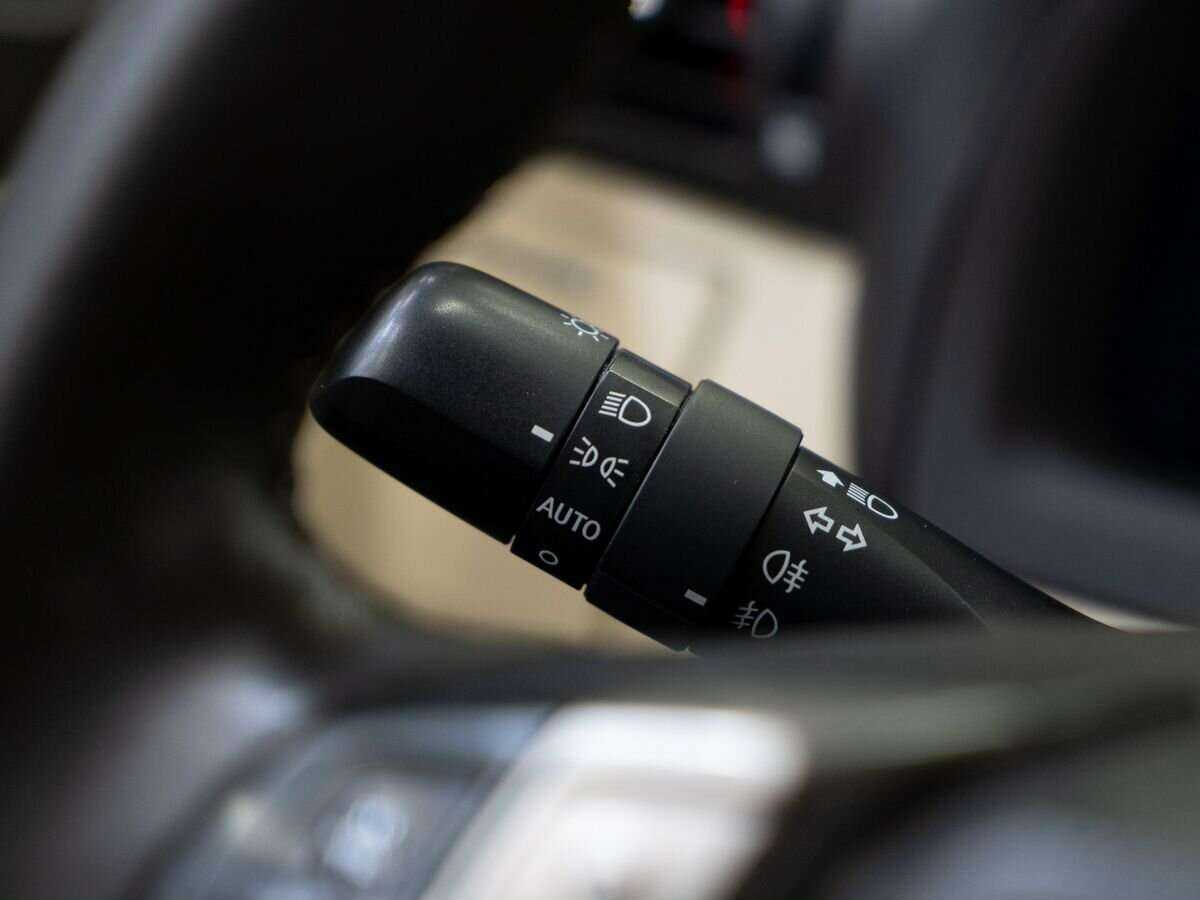 Lexus RX с пробегом — 2012 год. Фото: #17