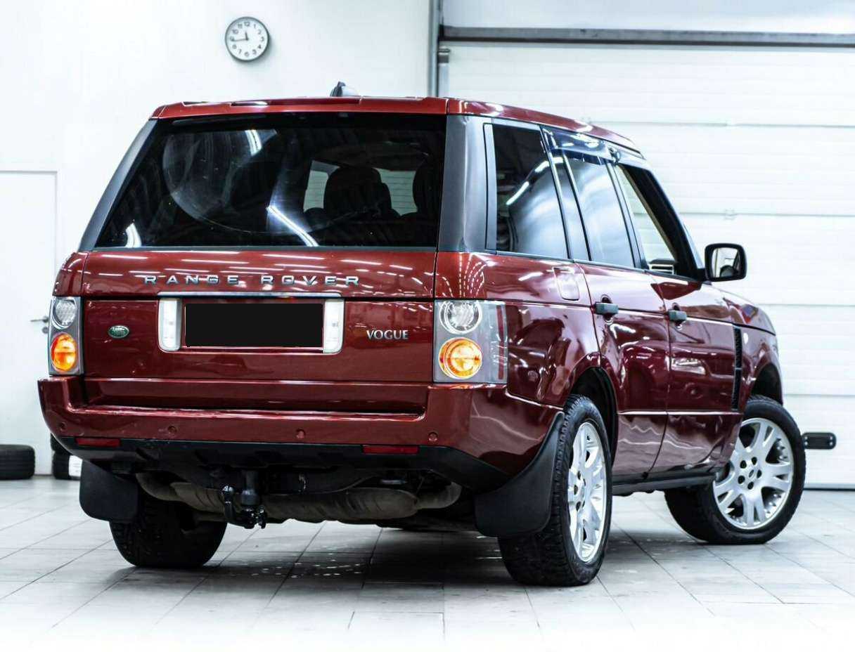 Land Rover Range Rover с пробегом — 2007 год. Фото: #2